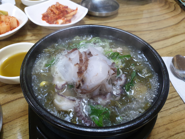 두두국밥 이미지