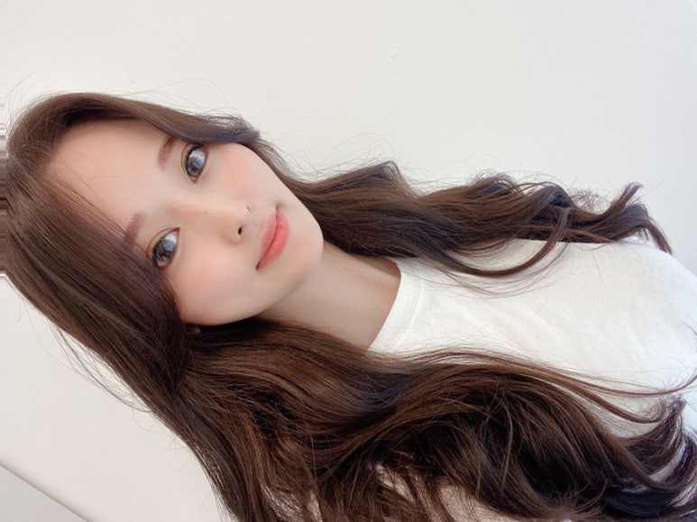 채윤살롱 이미지