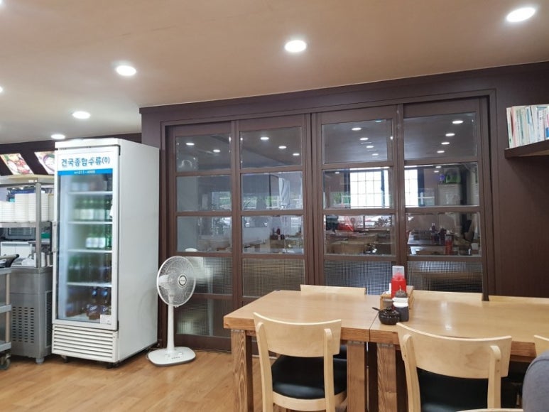 항아리칼국수보쌈 이미지