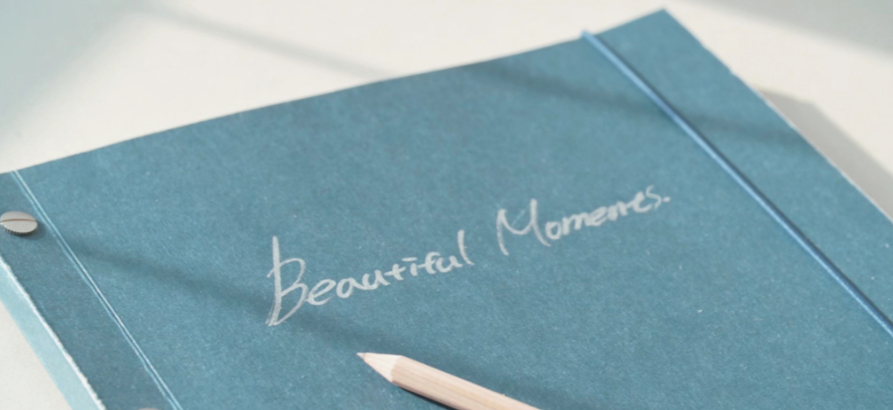 모먼츠(moments) 이미지