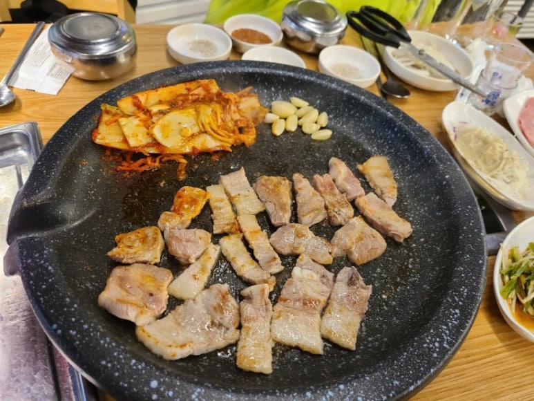 골목고기 이미지
