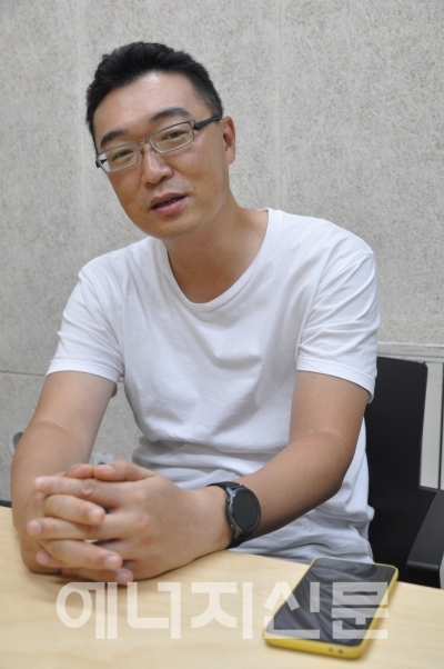 커뮤니케이션즈주 이미지