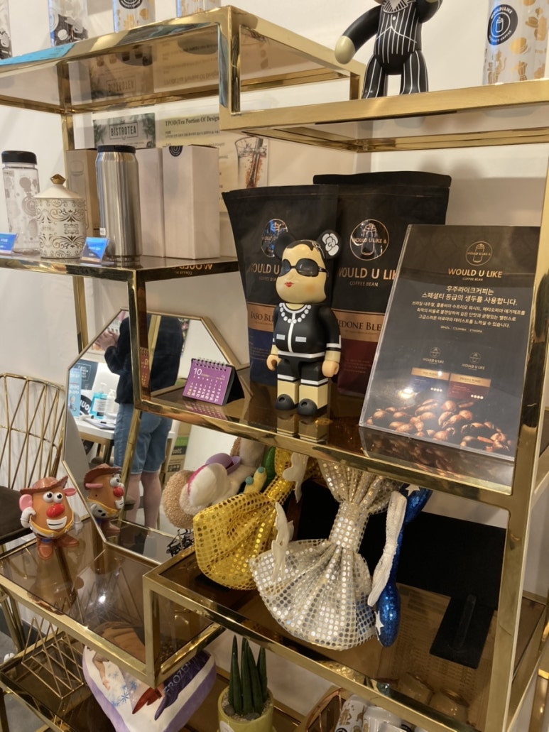 우주라이크카페 이미지