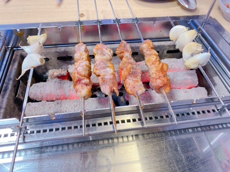 용이네양꼬치 이미지