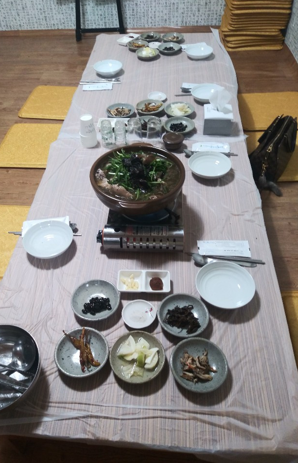 명동능이백숙 이미지