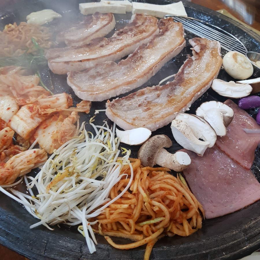 짱구네왕뚜껑삼겹살 이미지