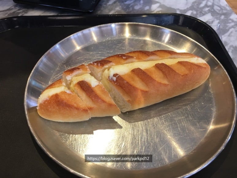 더어스 이미지
