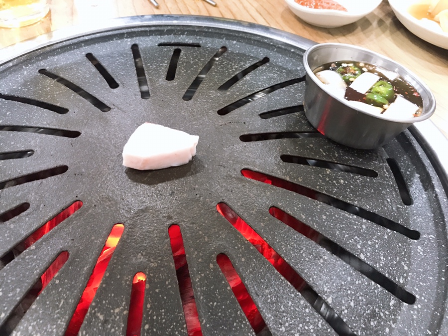 흑돼지참숯불구이50번길 이미지