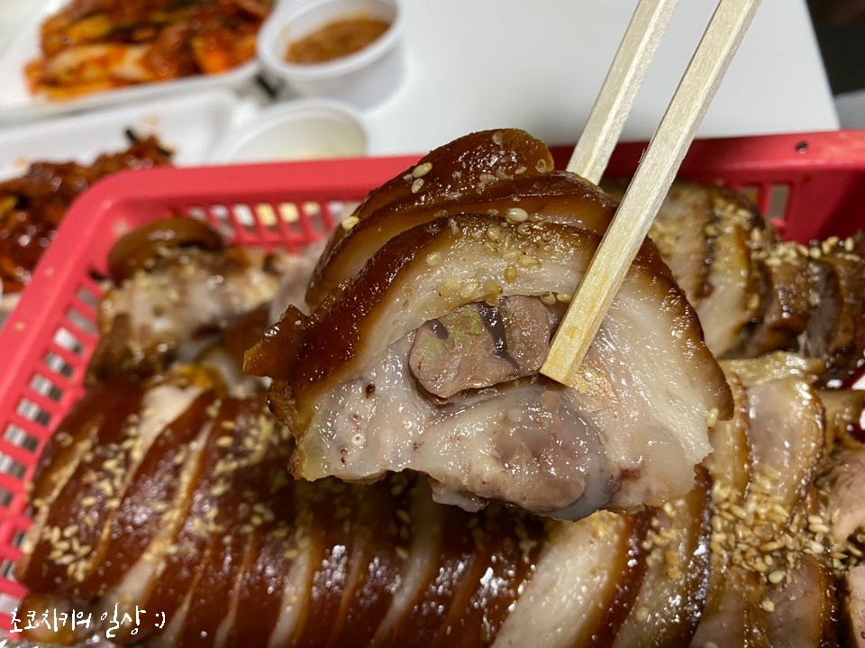 여왕왕족발 이미지