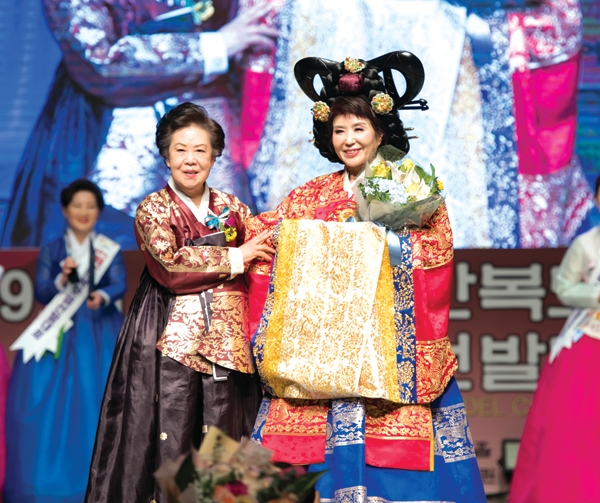 사단법인 한국문화예술진흥회 이미지