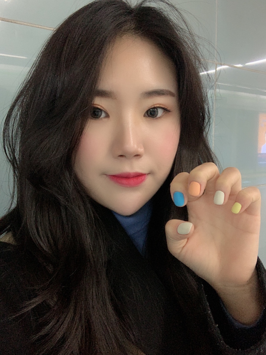 네일바이지나 이미지