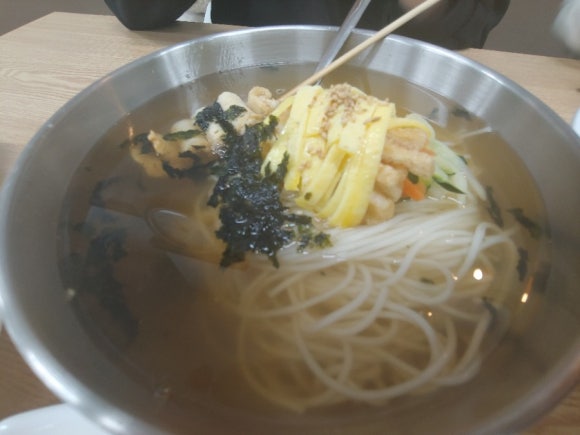망향비빔국수 이미지