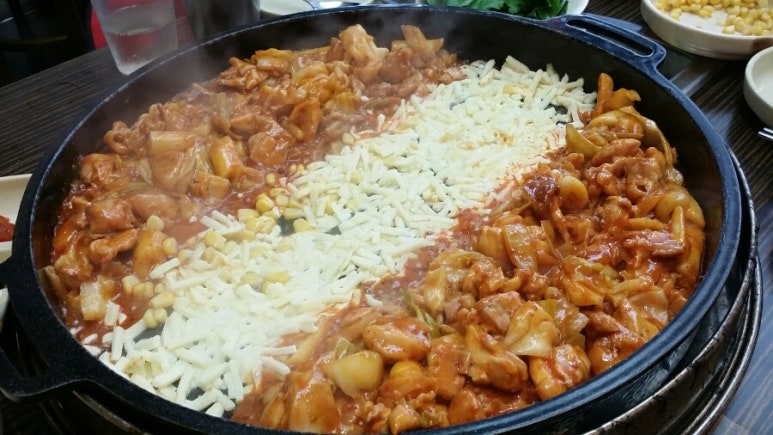 고수닭갈비 이미지