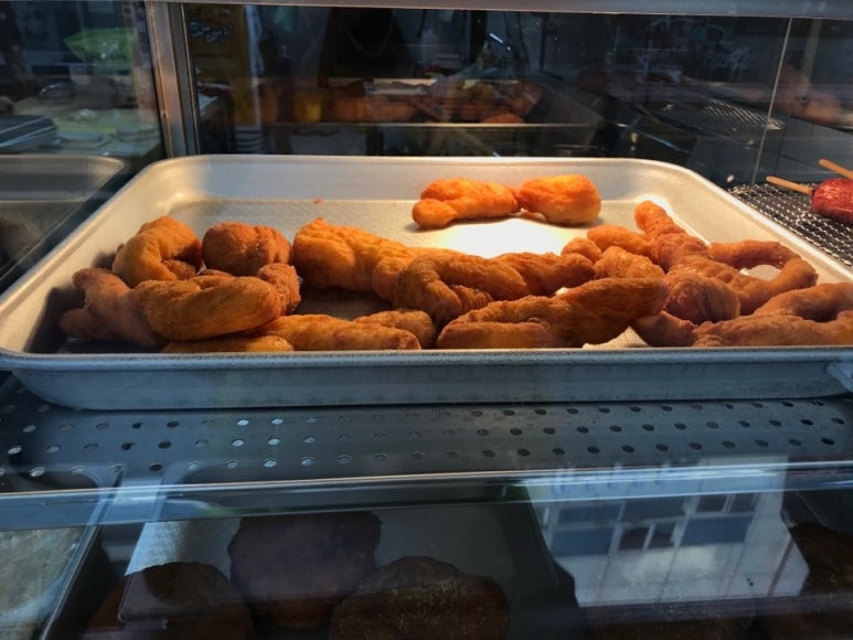콩꼬물꽈배기 이미지