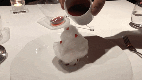 딸기구름 (strawberry cloud) 이미지