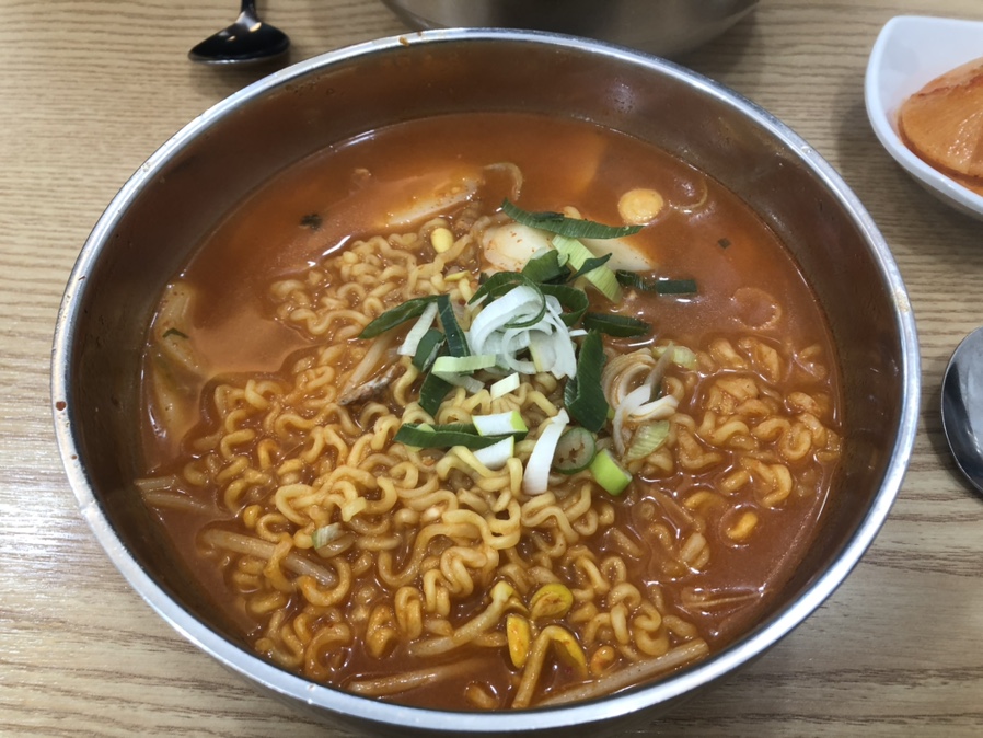 콩나물떡라면집 이미지