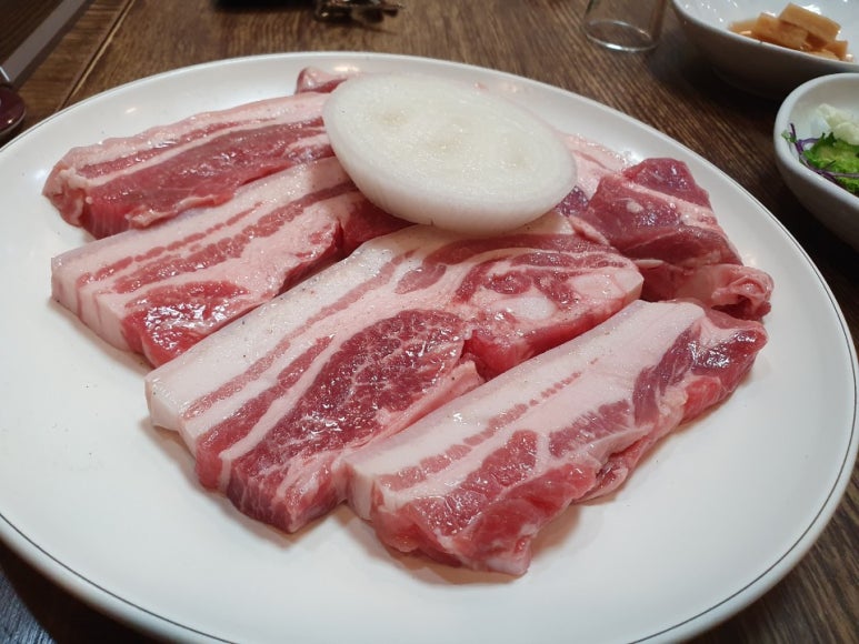 정안정 이미지