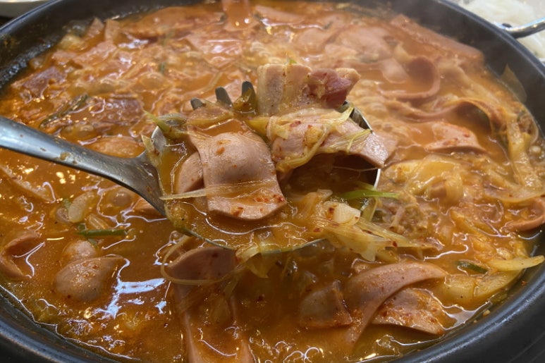 빅쭌부대찌개 이미지