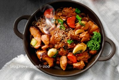 흑마늘안동찜닭 이미지