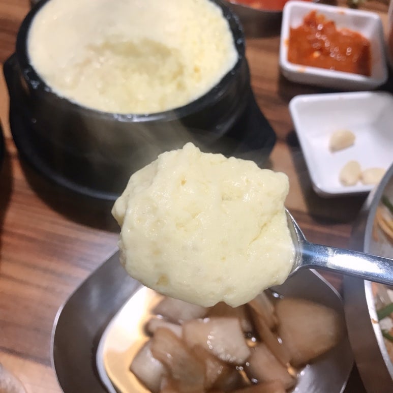 육브로 이미지
