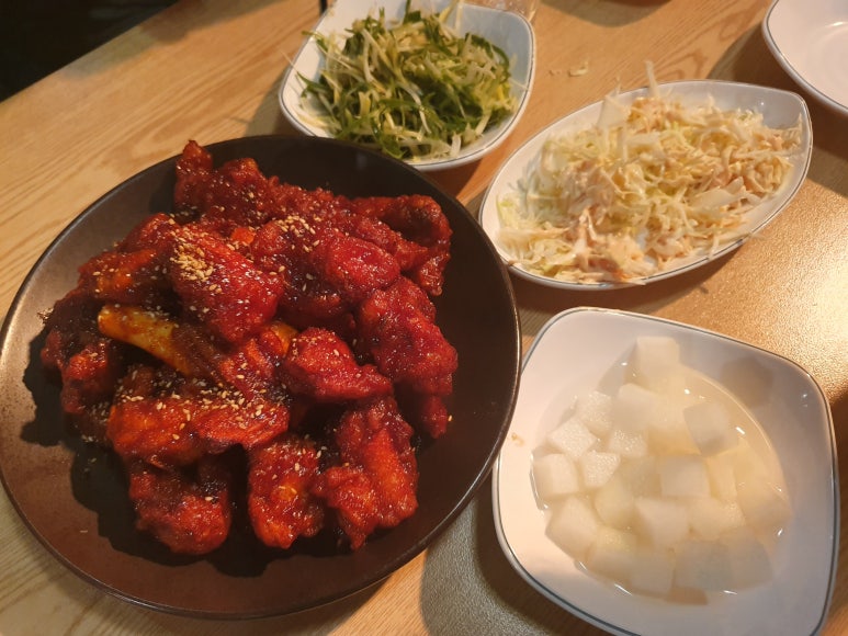 코리아나치킨 이미지