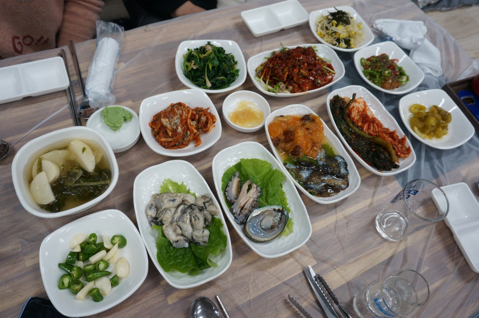 돌섬어부 이미지