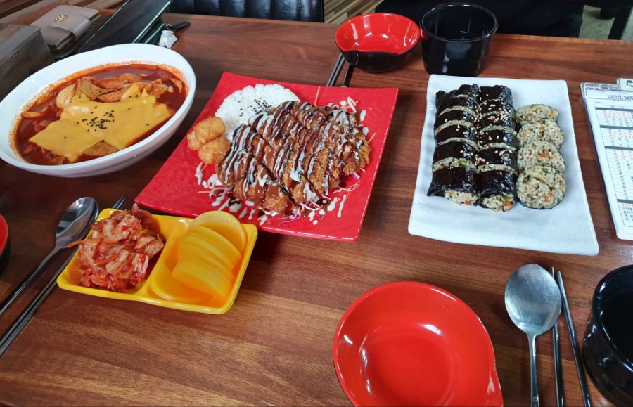 땡초김밥가좌호탄점 이미지