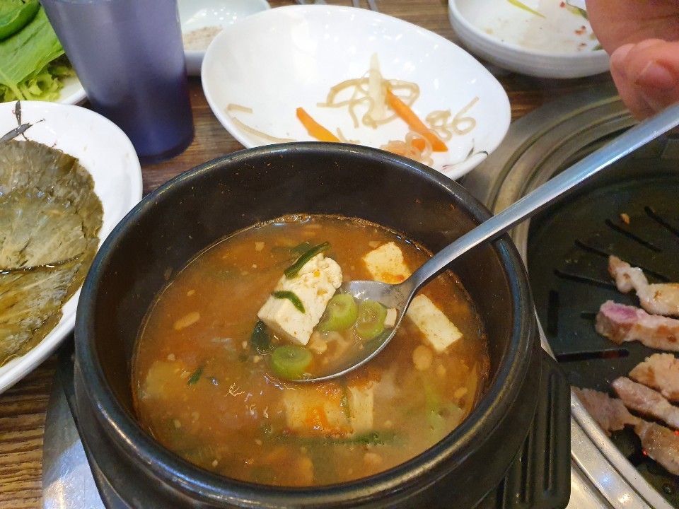 정안정 이미지