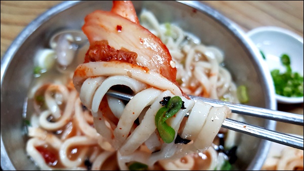 향촌칼국수 이미지