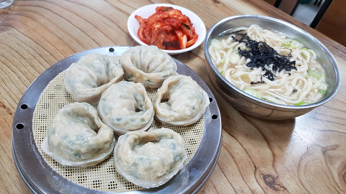 향촌칼국수 이미지