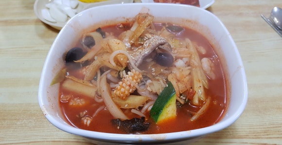 흥용각 이미지