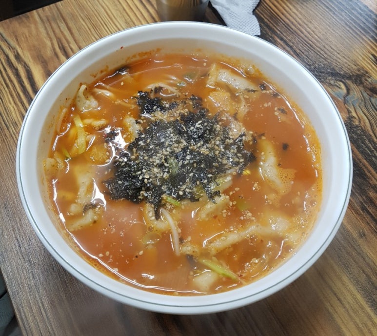 예촌손수제비 이미지