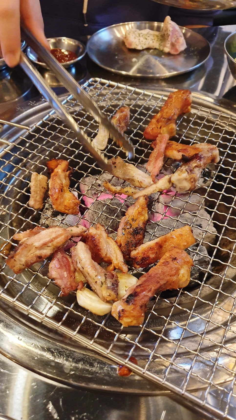 신고집숯불닭갈비 이미지