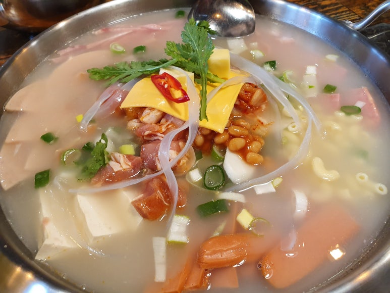 부대장 부대찌개 이미지