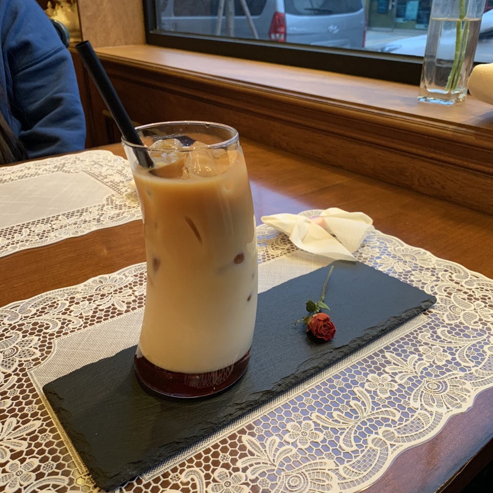 던던커피 이미지