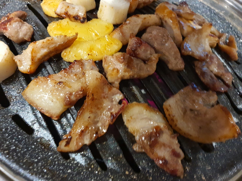 이동근선산뒷고기 이미지