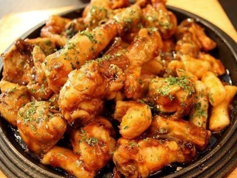 비비큐치킨&비어 이미지