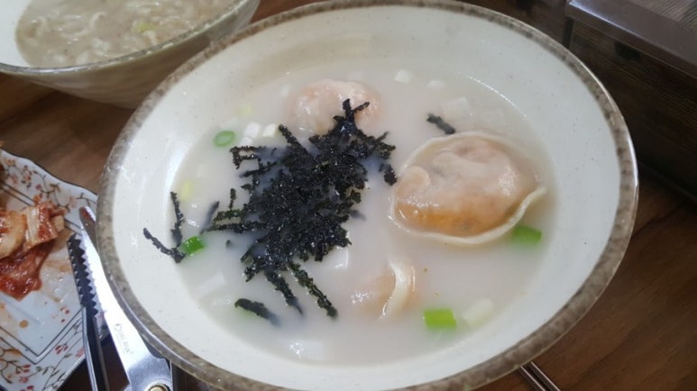 유진들깨칼국수 이미지