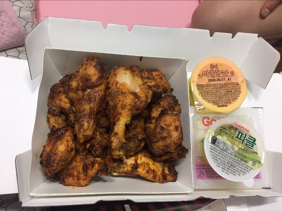 굽네치킨이문점 이미지