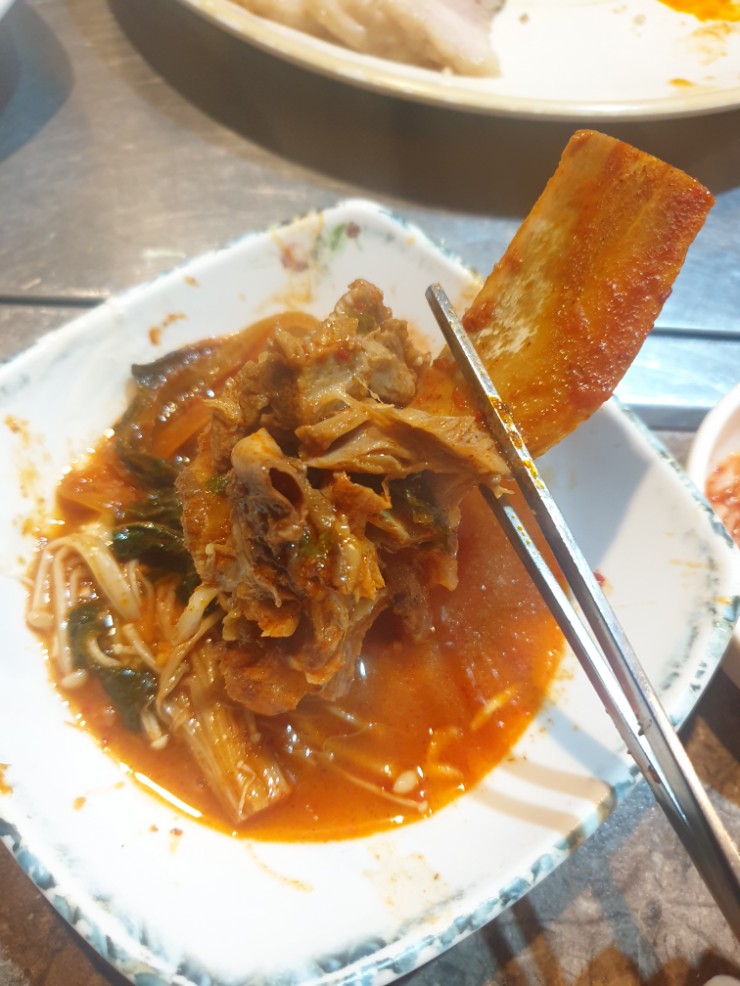 고가네족발 이미지