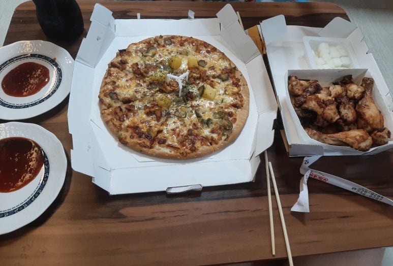 굽네치킨신시가지점 이미지