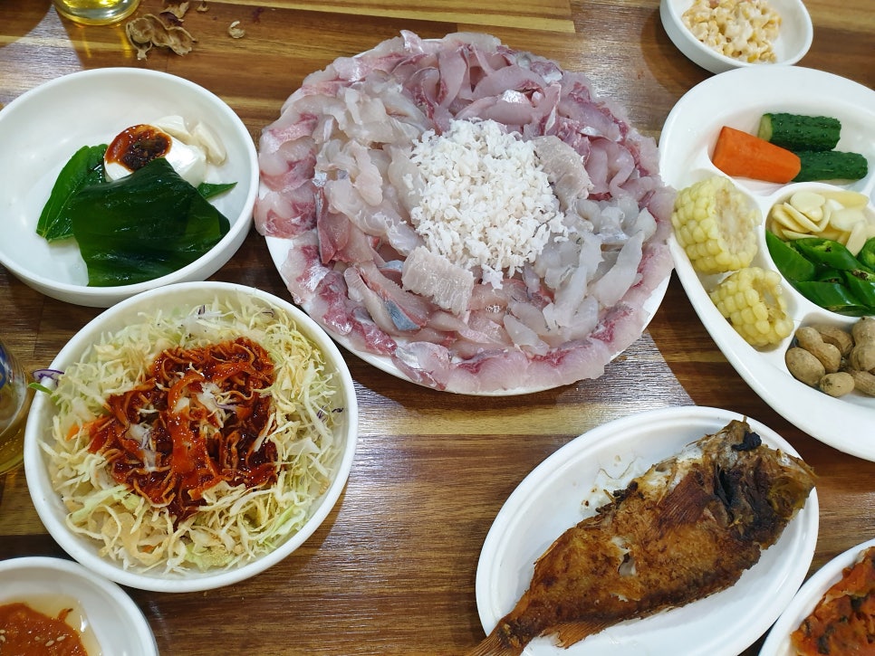 수정횟집 이미지