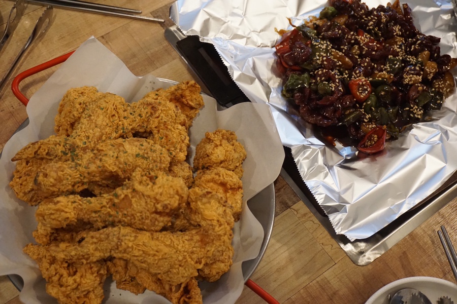 똥꼬치킨 이미지