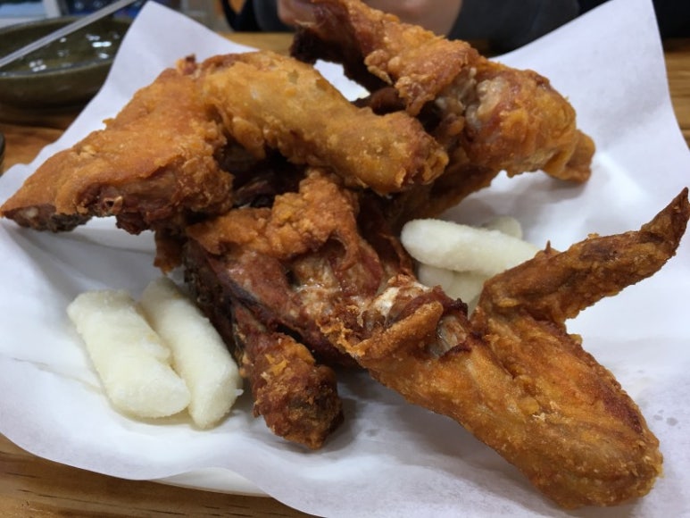 신통치킨 이미지