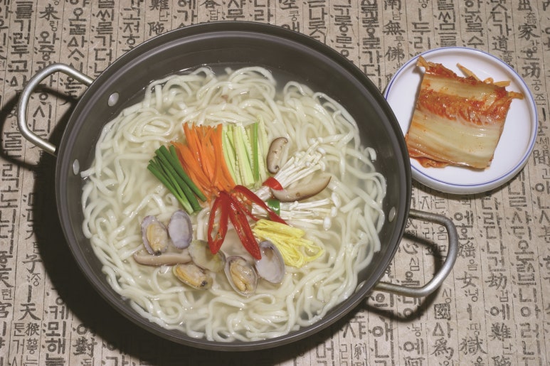 비파해물칼국수 이미지