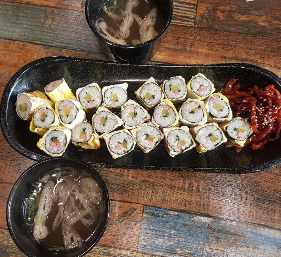 신림동 정통 계란말이 김밥 이미지