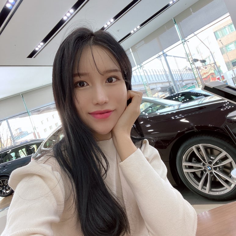 인투더스킨 이미지