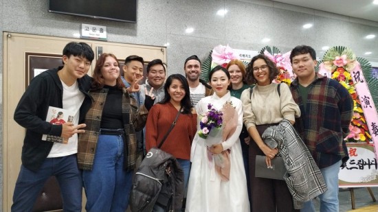 브라운 스터디 이미지