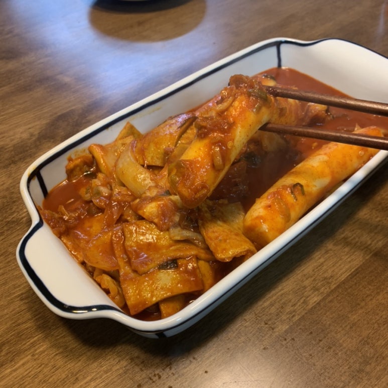 디케이치킨 이미지