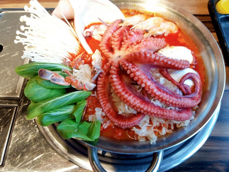 해물을품은짬뽕성주점 이미지